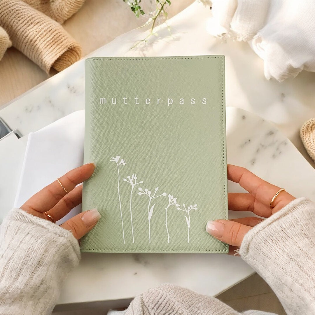 Mutterpasshülle BLOSSOM (individuell)