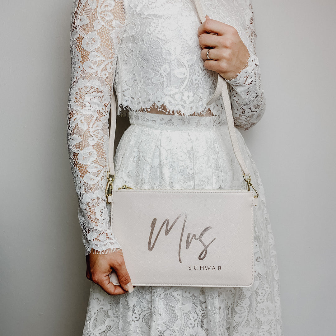 NobleDeer® Premium Umhänge- & Clutch-Tasche MRS + WUNSCHNAME (personalisiert)