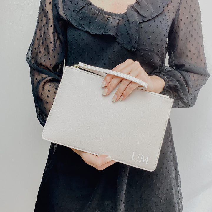 NobleDeer® Premium Clutch INITIALEN (personalisiert)