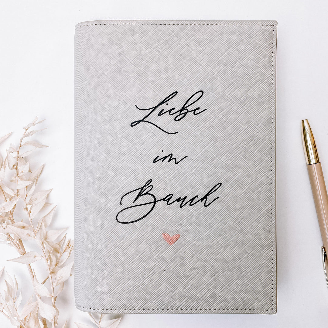 Mutterpasshülle LIEBE IM BAUCH (individuell)