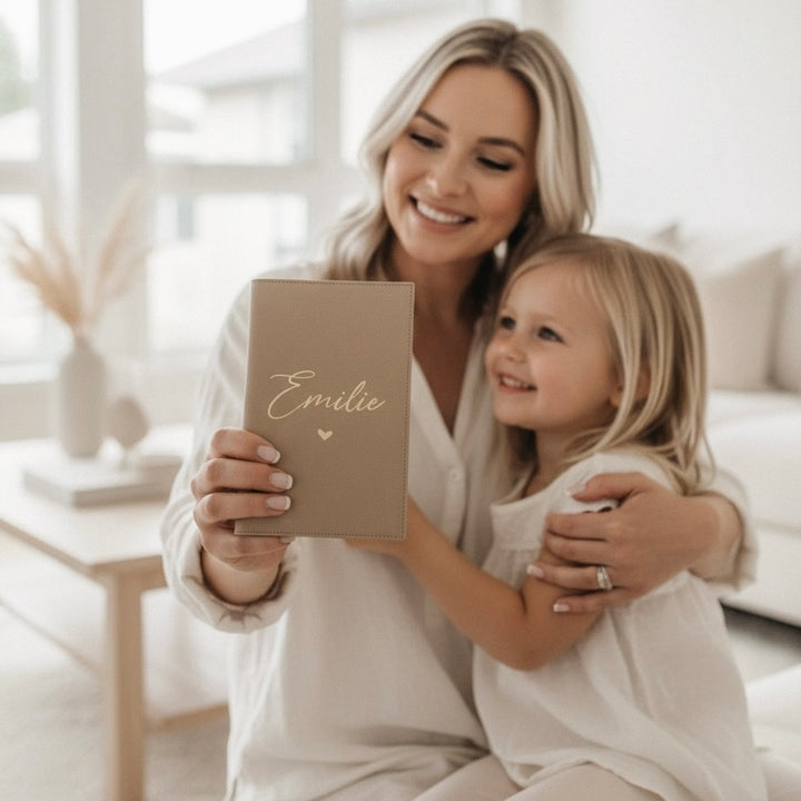 U-Hefthülle WUNSCHNAME + SYMBOL