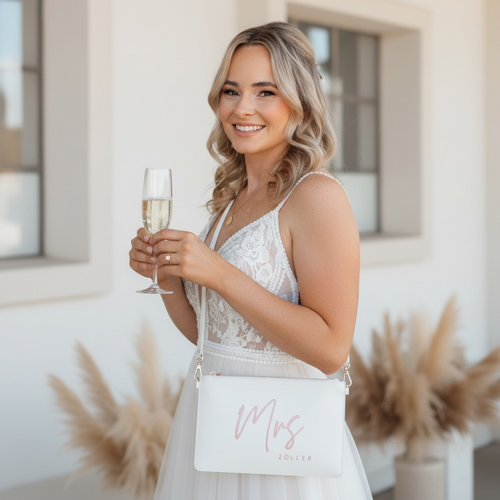 NobleDeer® Premium Umhänge- & Clutch-Tasche MRS + WUNSCHNAME (personalisiert)