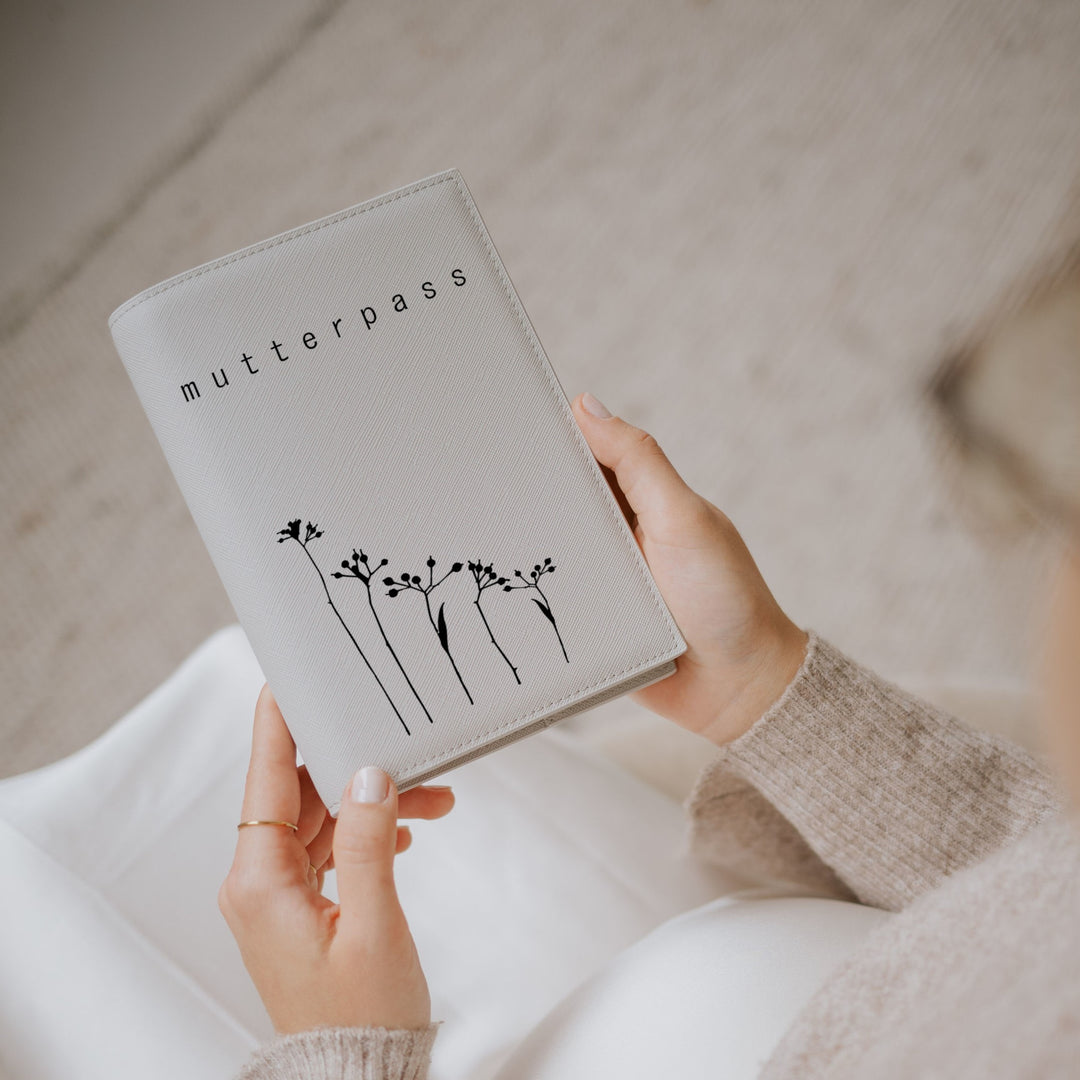 Mutterpasshülle BLOSSOM (individuell)