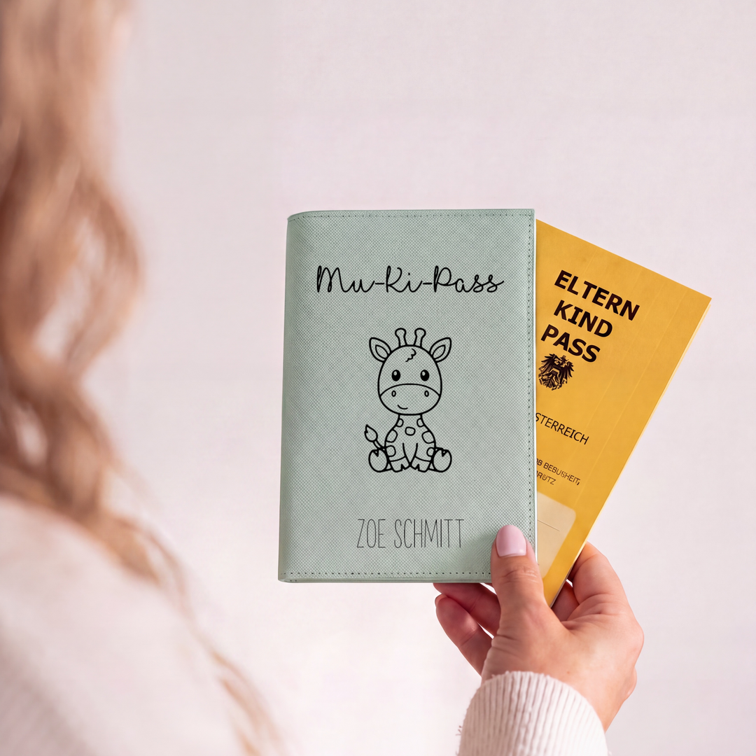 Mutter-Kind-Pass Hülle TIERBABYS personalisiert mit Name
mint grün