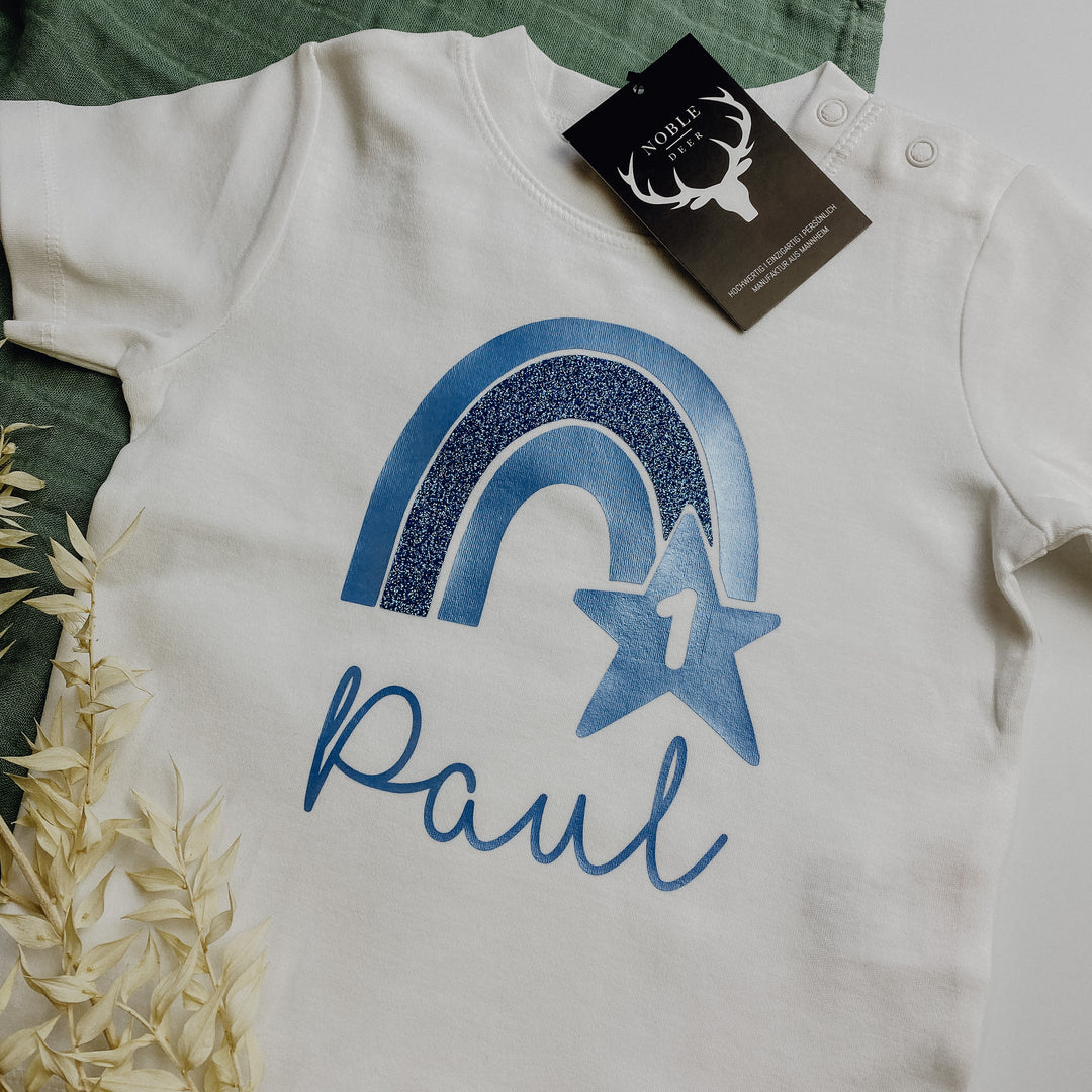 Baby-Shirt GEBURTSTAG RAINBOW + WUNSCHNAME (personalisiert) | NAME | ZAHL 