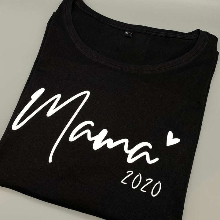 Damen T- Shirt leger Mama + Jahreszahl + Herz
