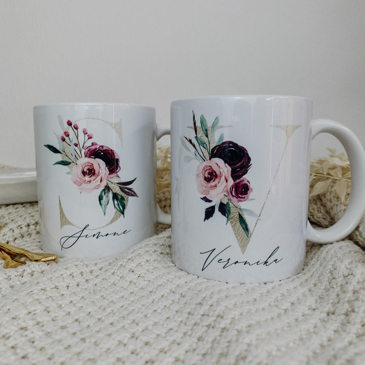 Tasse INITIAL + WUNSCHNAME "burgundy flowers | gold" (personalisiert)