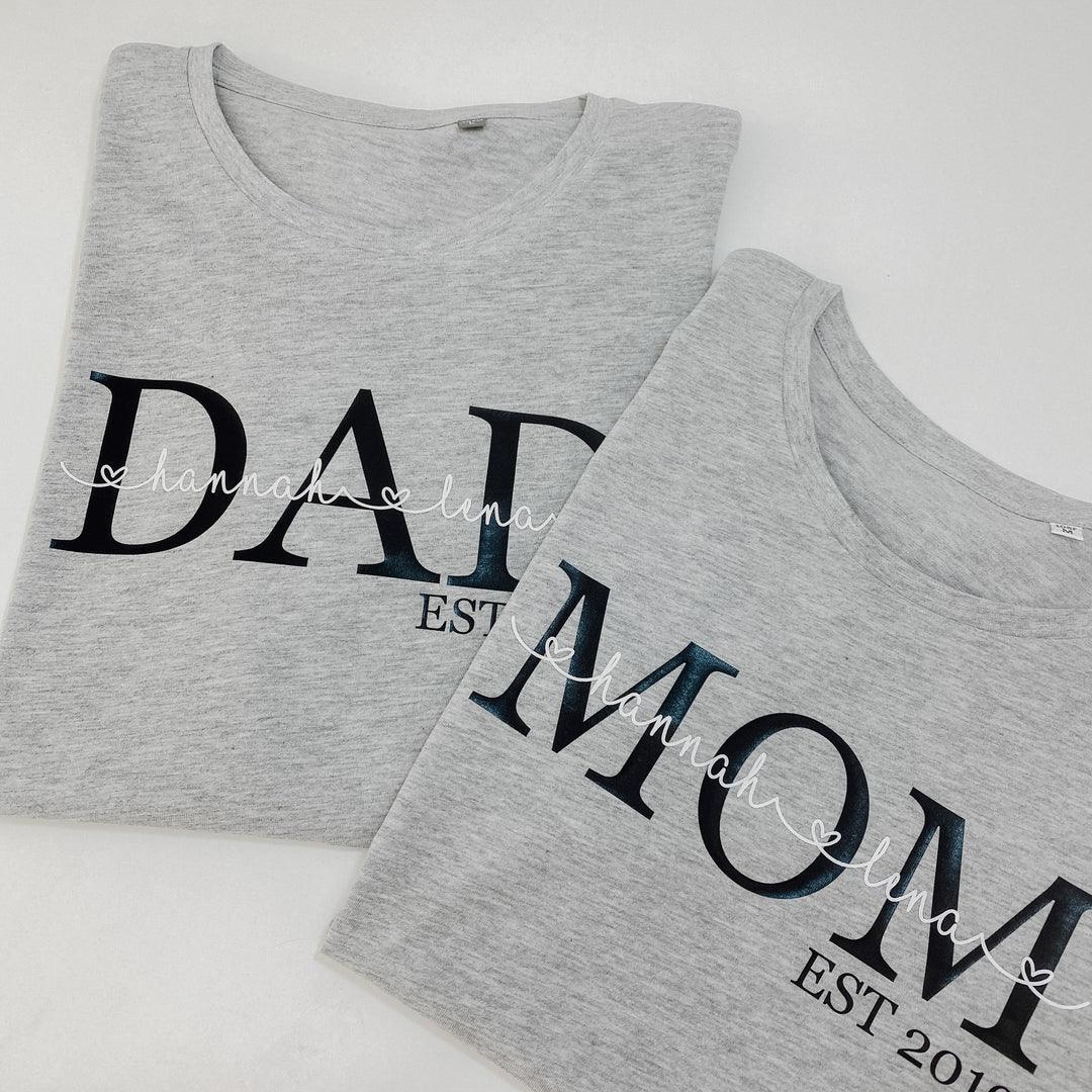 Damen T-Shirt regulär MOM EST (personalisiert) | KINDERNAMEN | MAMA | OMA | GEBURTSJAHR