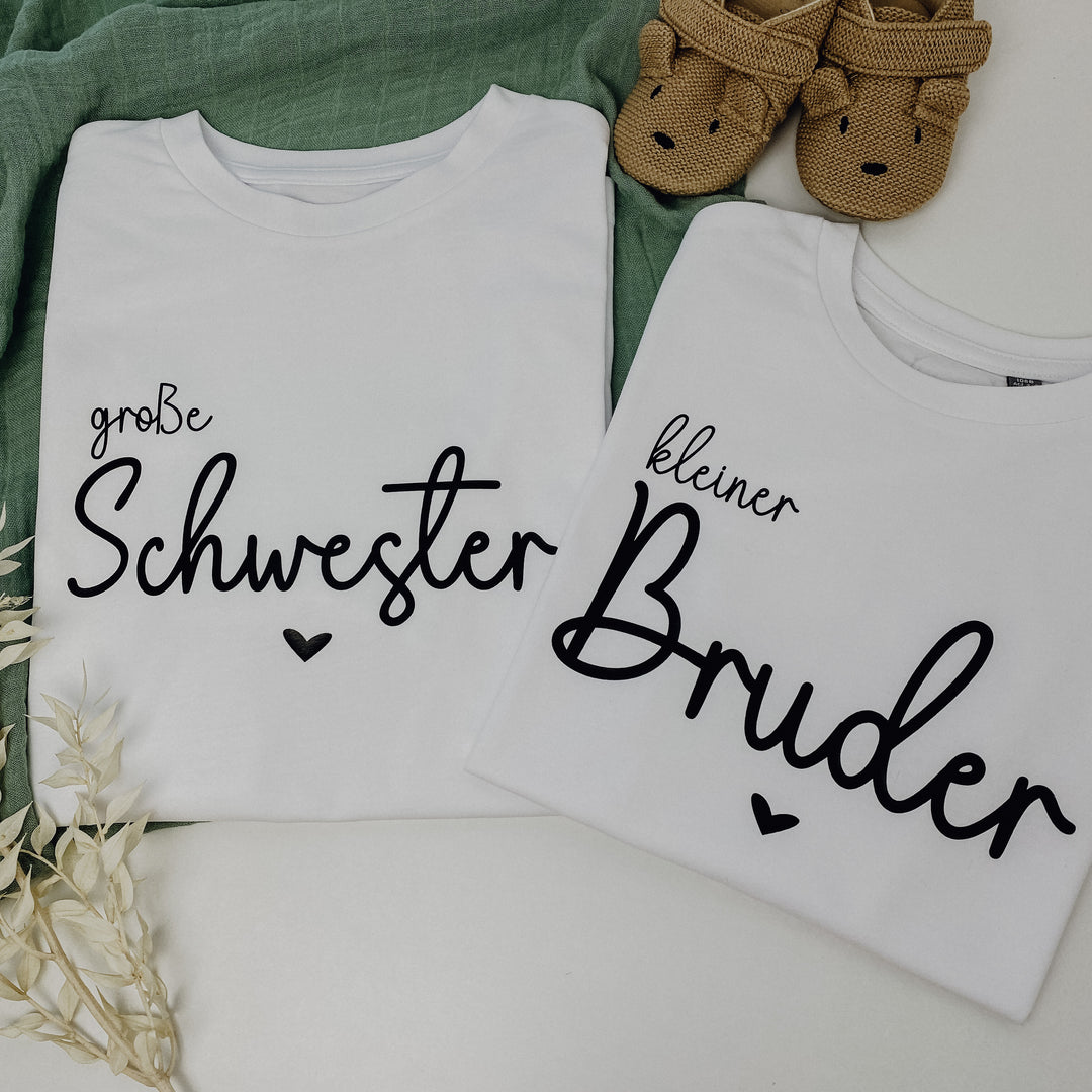 Baby Shirts mit Aufdruck 'große Schwester' und 'kleiner Bruder'