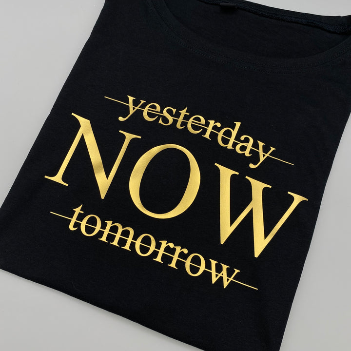 Damen T-Shirt leger YESTERDAY/NOW/TOMORROW (individuell)
