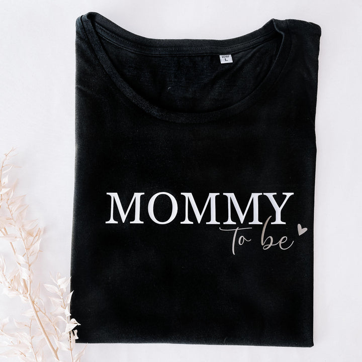 Damen Shirt in schwarz mit dem Aufdruck Mommy to be in weiß