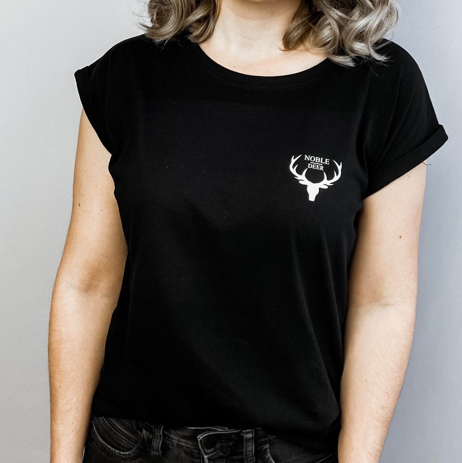 Damen T-Shirt leger FEMALE SKULL (individuell) – NobleDeer