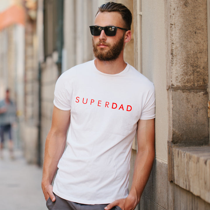 Herren T-Shirt SUPERDAD (individuell)